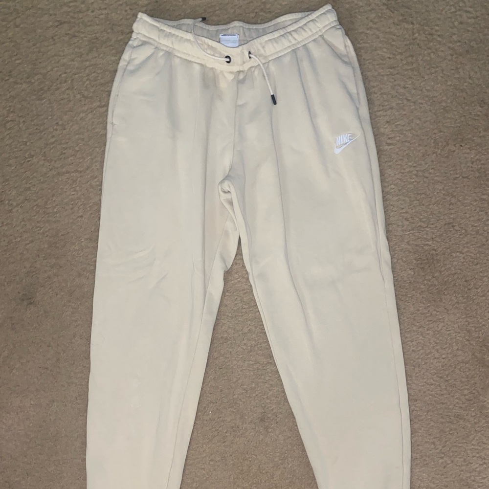 Womens Nike Jogger